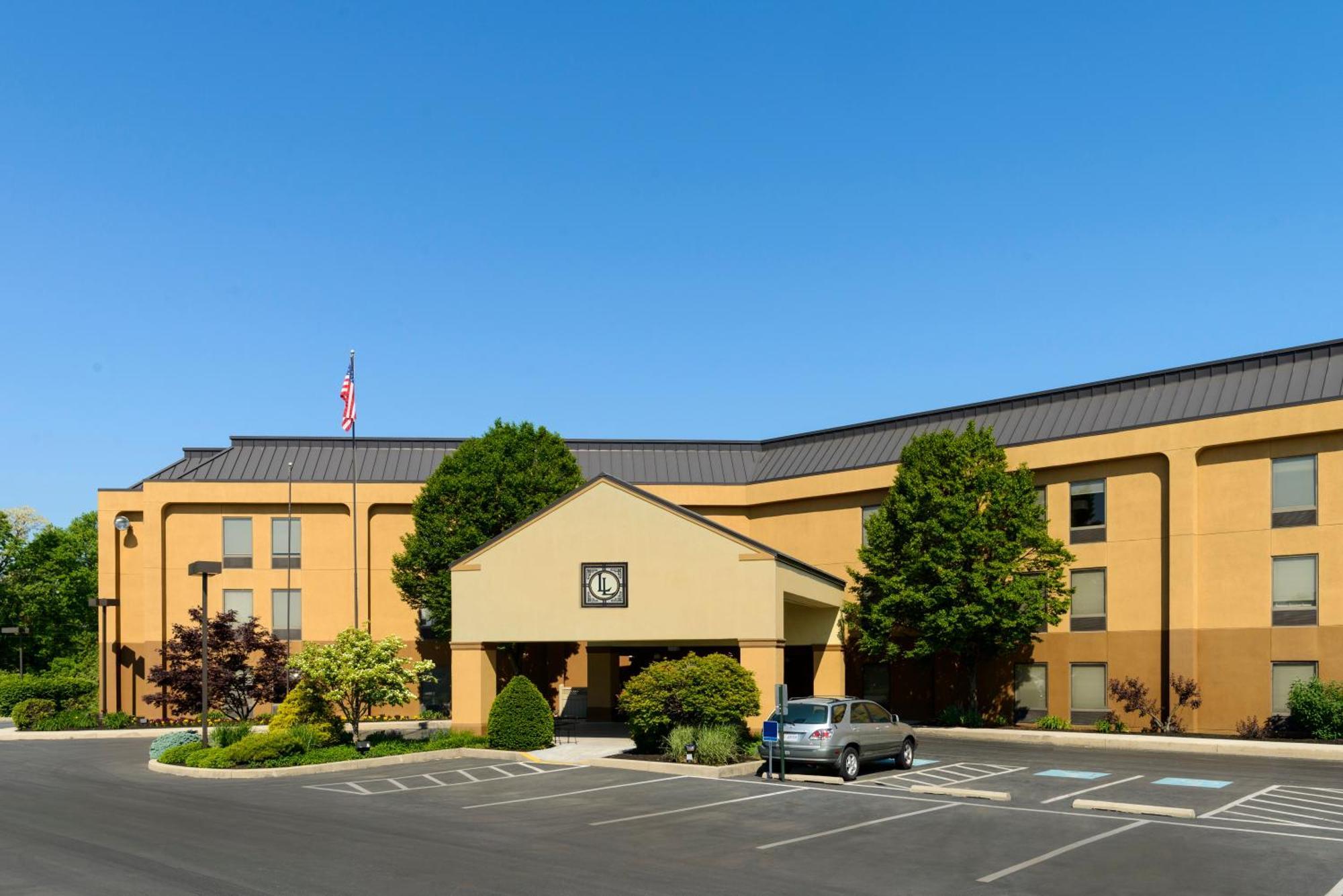 Hotel Larkspur Landing Carlisle Extérieur photo