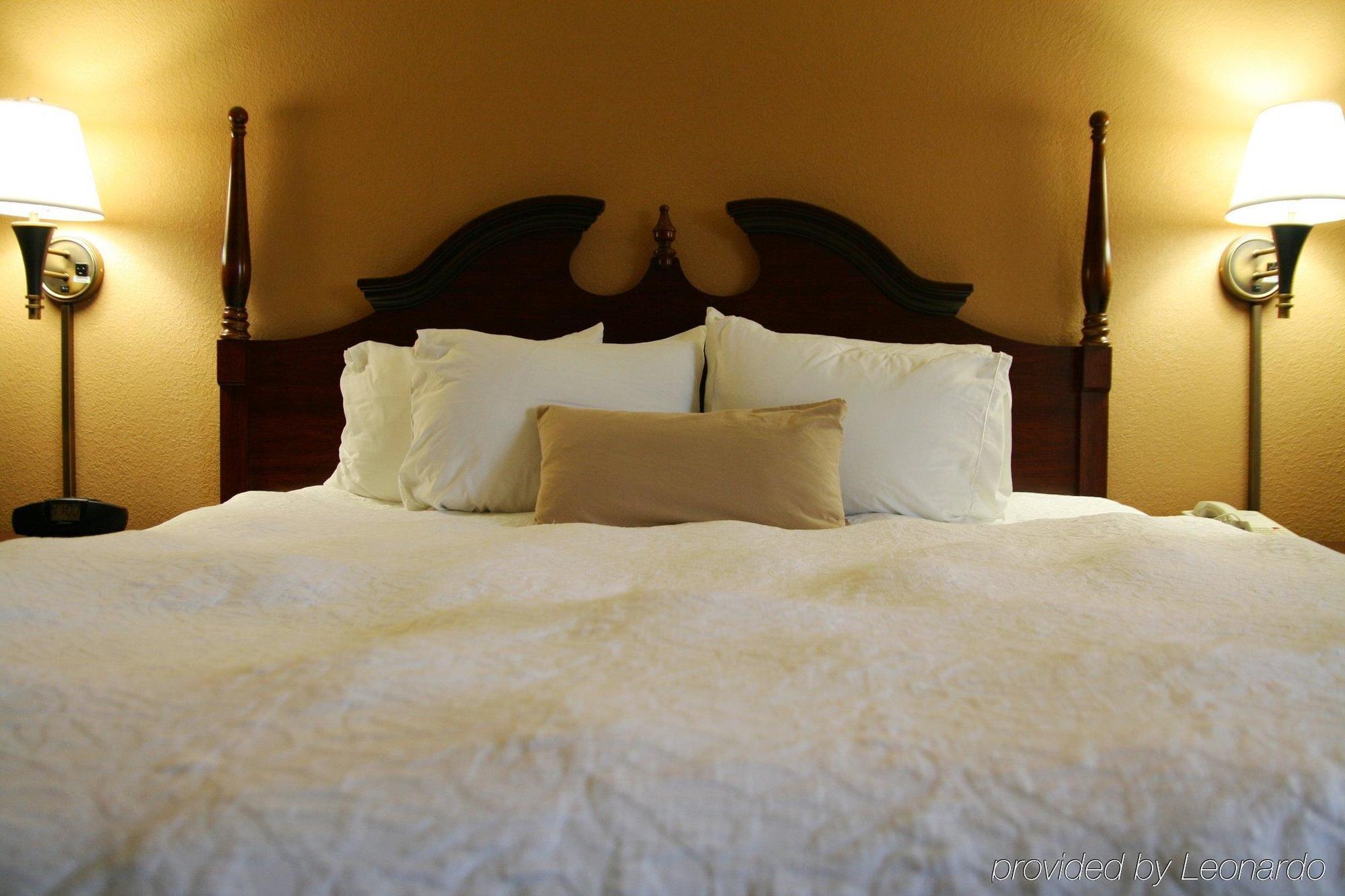 Hotel Larkspur Landing Carlisle Extérieur photo
